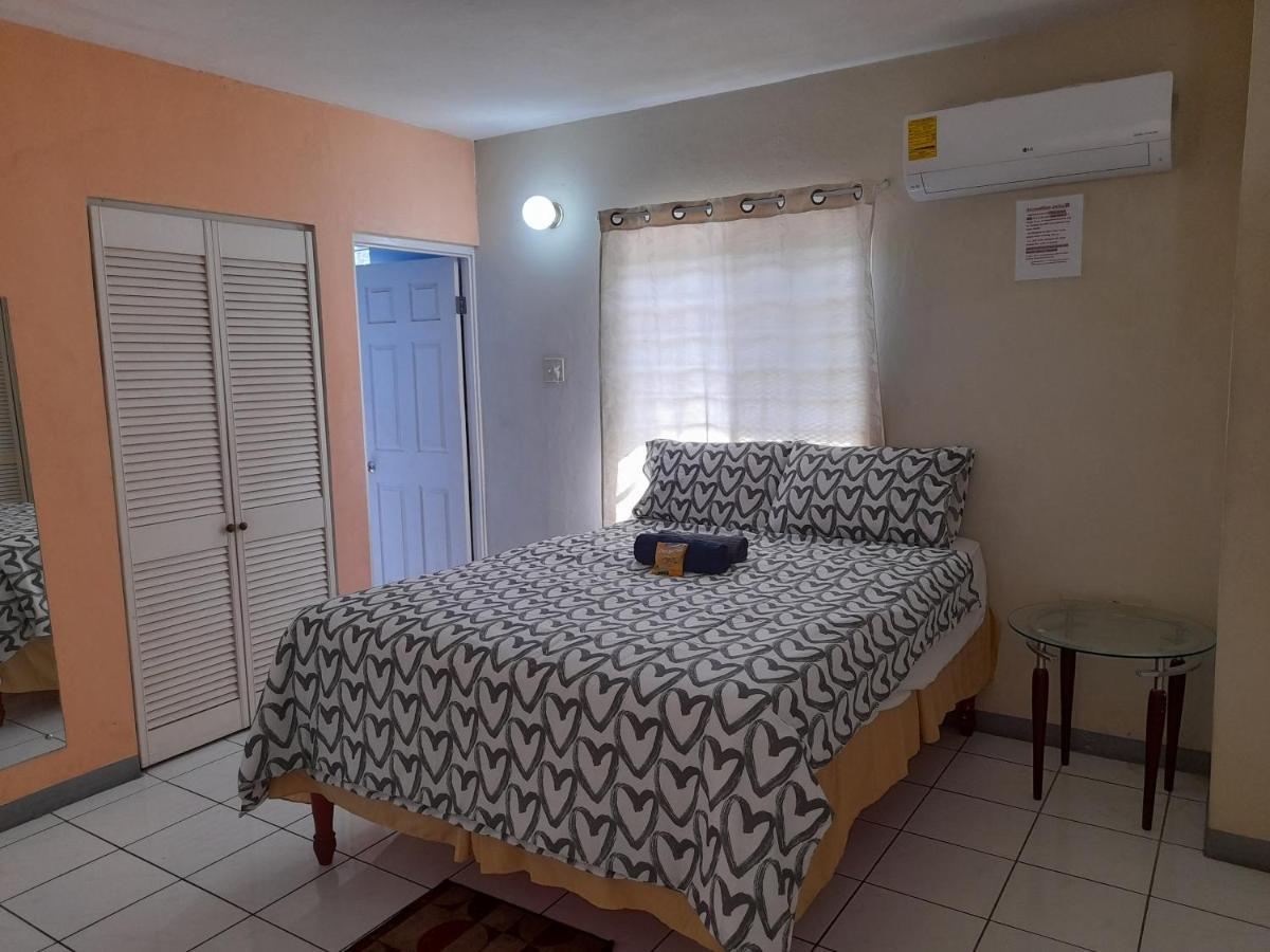 Camelia Rooms Kingston Exterior foto